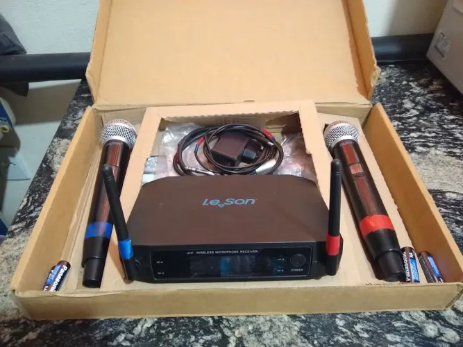 Kit 2 Microfones duplo, sem fio Leson - LS902