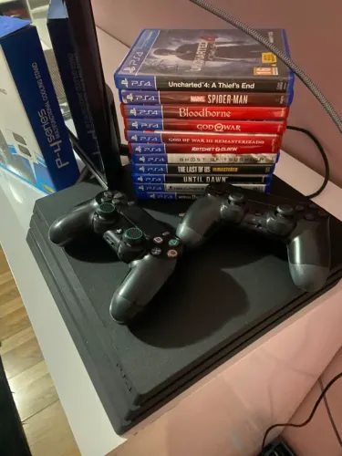 PS4 PRO 1TB 13.50