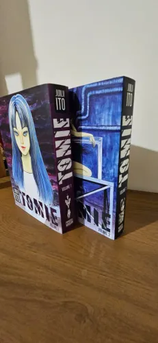 Mangá Tomie, Junji Ito (COMPLETO 1 e 2)