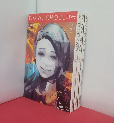 Coleção Mangá Tokyo Ghoul Re Volumes 06, 07 e 08 - Editora Panini - Usado