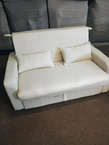 Sofá cama (sofá de 2 lugares é cama de casal) Novo a pronta entrega