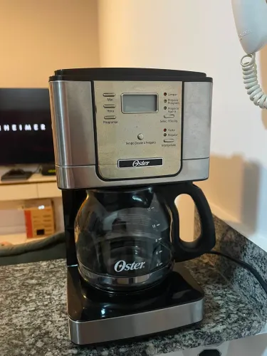 Vendo Cafeteira Oster Flavor Programável em Inox - 110V