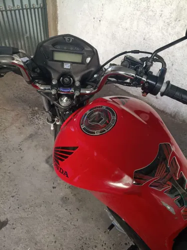Moto 160