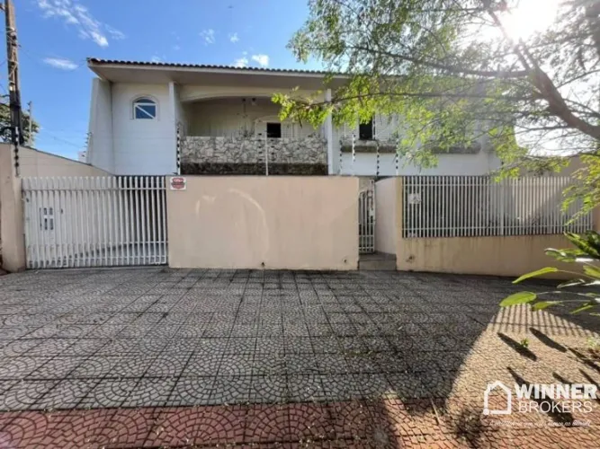 Sobrado com 6 dormitórios à venda, 560 m² por R$ 2.000.000,00 - Zona 05 - Maringá/PR