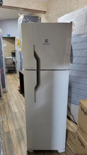 Electrolux frost free 261 litros 