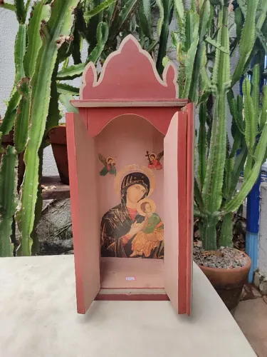 Oratorio de mesa em estilo