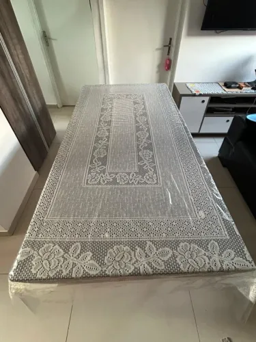  Mesa 2m + 4 cadeiras Coloridas - Oportunidade!!!