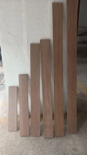 Vendo pecas usadas de MDF COR CARVALHO