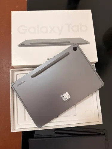 Samsung Galaxy Tab S9 FE - 128GB | 6GB RAM + S Pen
