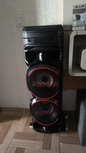 Caixa de som LG