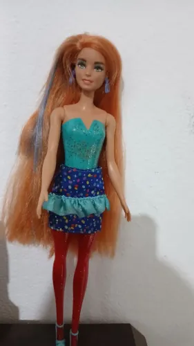 Barbie Color Reveal original
