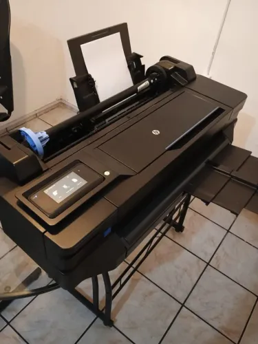 Plotter HP T120