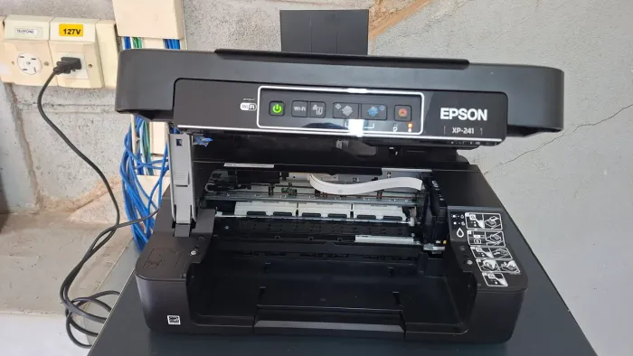Impressora Epson XP-241 - retirada de peças ou reparo