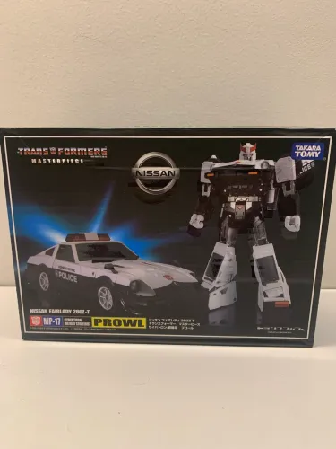Transformers MP-17 Prowl