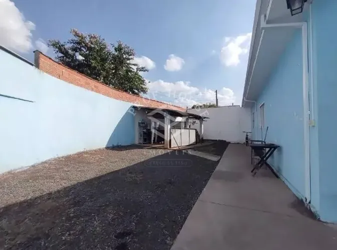 Imóvel com 2 Casas à Venda no Jardim Parque Novo Mundo em Limeira-SP