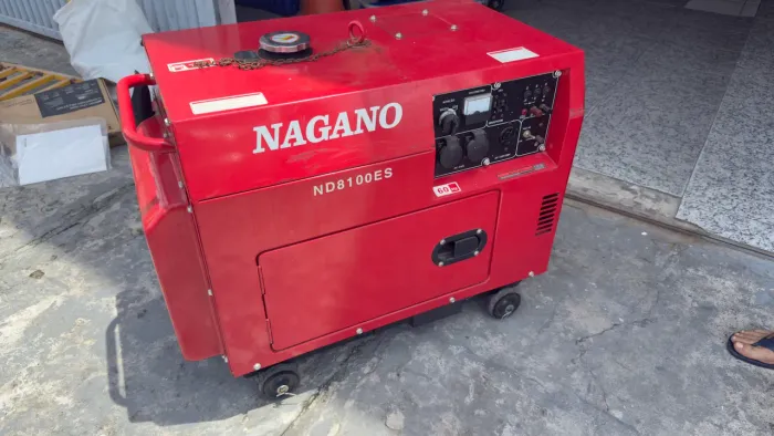 Gerador de Energia a Diesel 8kva Monofásico 110v/220v Silenciado Partida Elétrica - Nagano