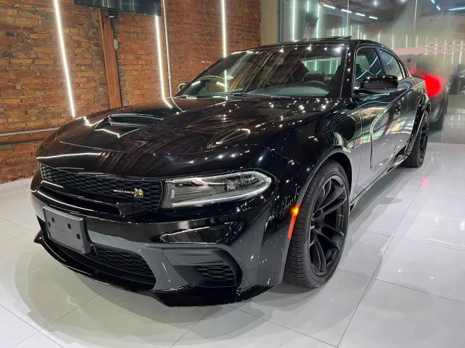 Dodge Charger 6.4 Srt8 Hemi V8 16V Gasolina 4P AUT 2023