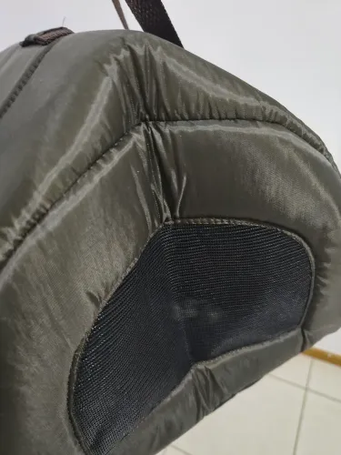Casinha de viagem para cães e gatos 