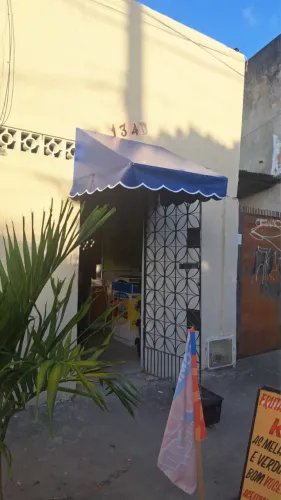 Toldo para Proteção de Sol e Chuva 