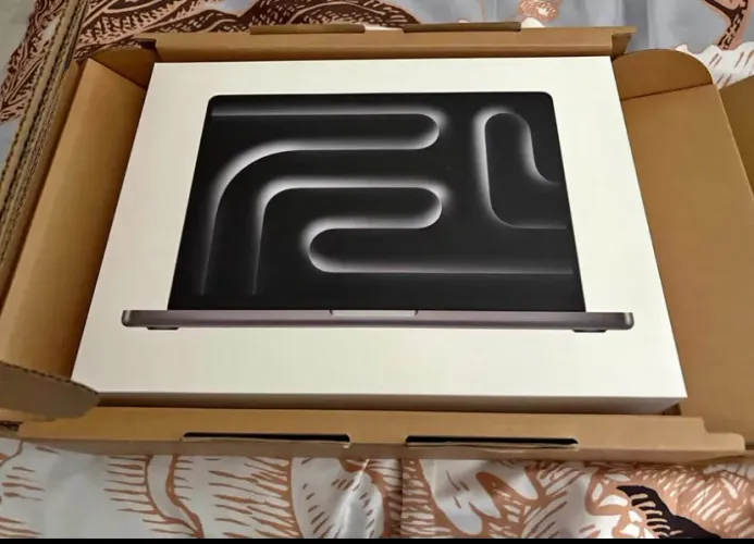 MacBook Pro 14.2 INCH | 512SSD|24GB|M4PRO