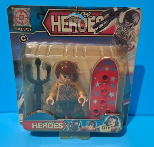 Super Heróis Dc Aquaman Miniatura Colecionável(Leia a descrição)