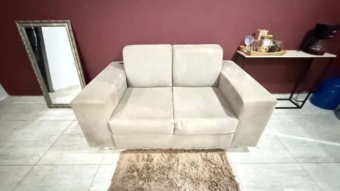 Sofá 2 lugares 