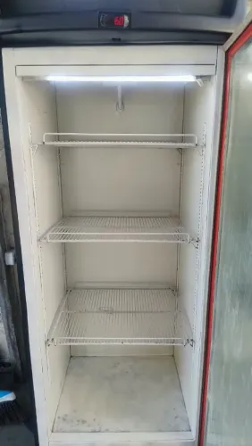 Vende-se um depositou