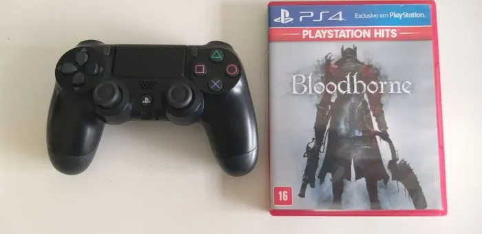 Vendo controle e jogo de Ps4 .