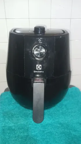 Fritadeira elétrica eletrolux Com defeito