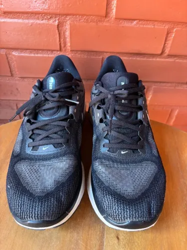 Nike vomero 17 preto tamanho 41