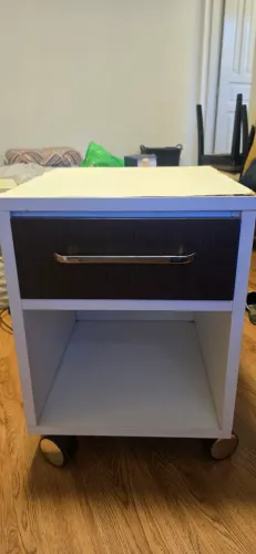 Mesa de Cabeceira de cama