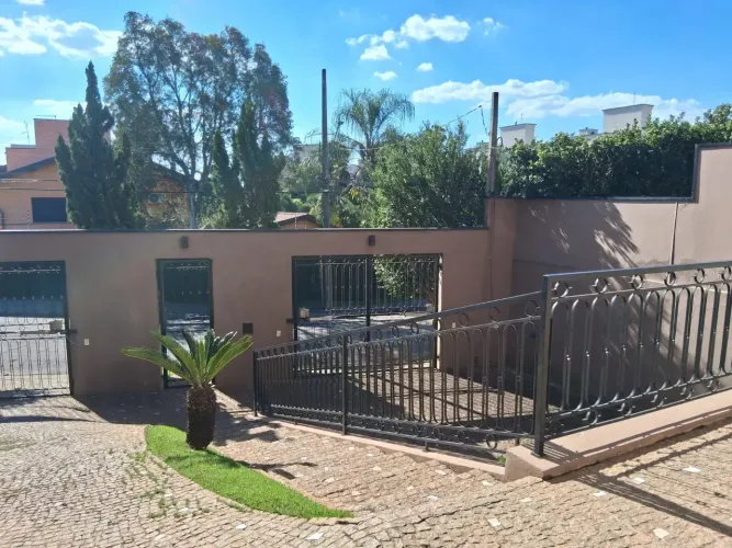 CASA PARA LOCAÇÃO OU VENDA NO CONDOMINIO PALMEIRAS DA HIPICA, CAMPINAS/SP.