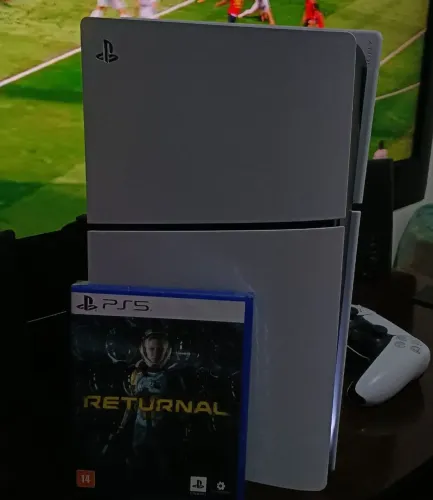 Playstation 5 mídia física usado 1 ano,  com controle + returnal lacrado 