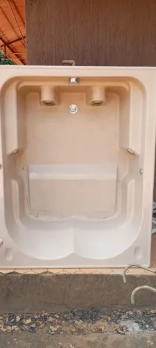 Banheira de hidromassagem