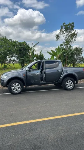 Mitsubishi L200 Triton HPE 3.5 CD V6 24V Flex Aut. 2012