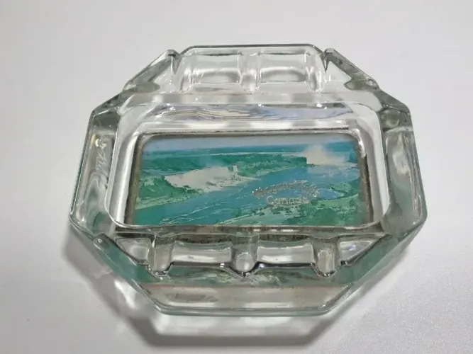 Cinzeiro Antigo Souvenir Cataratas do Niágara Canadá - Década de 60- Ótimo estado-Original