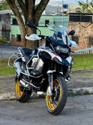 BMW R1250 GS ADVENTURE PREMIUM TROPHY 2024.
