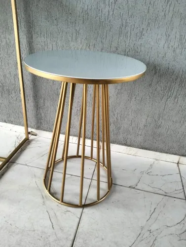 Mesa de vidro ( feita sob encomenda)