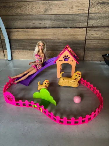 Barbie Adestradora de Cachorros