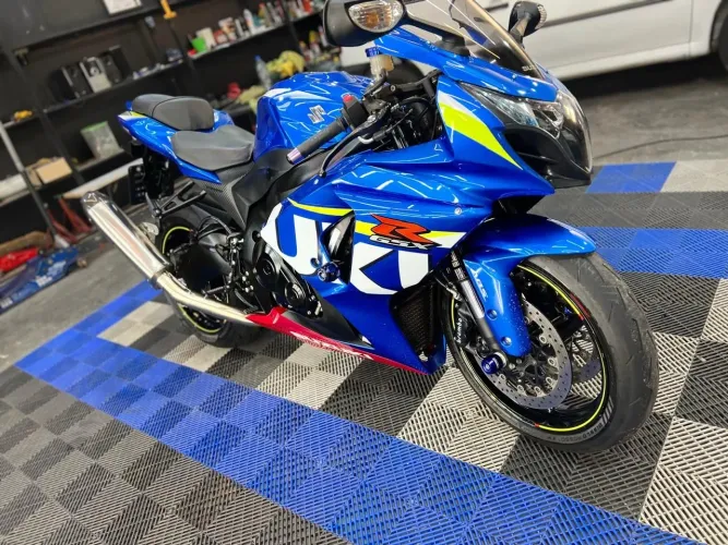 SUZUKI SRAD 2015/16 EDIÇÃO ESPECIAL