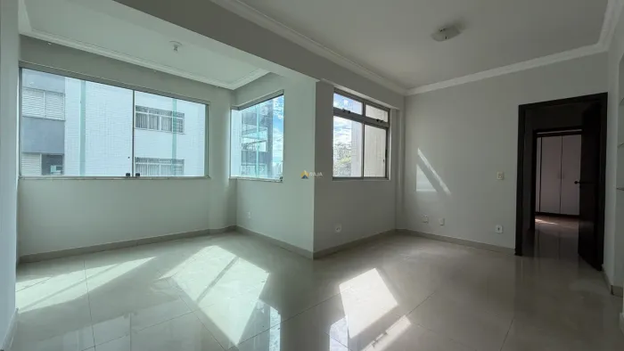 Apartamento 3 quartos para alugar no Buritis