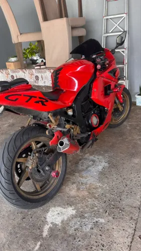 Gtr 250 a braba do mercado