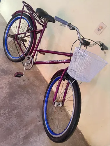 Bicicleta aro 26 com aros predador