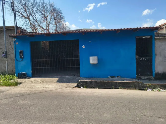 Vendo excelente casa no Jorge Teixeira 3°etapa