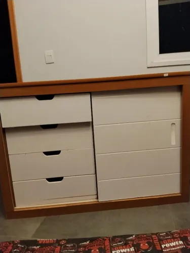 Cômoda e mini cama