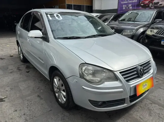 Volkswagen Polo Sed.comfort. I Motion 1.6 T.flex 4P 2010