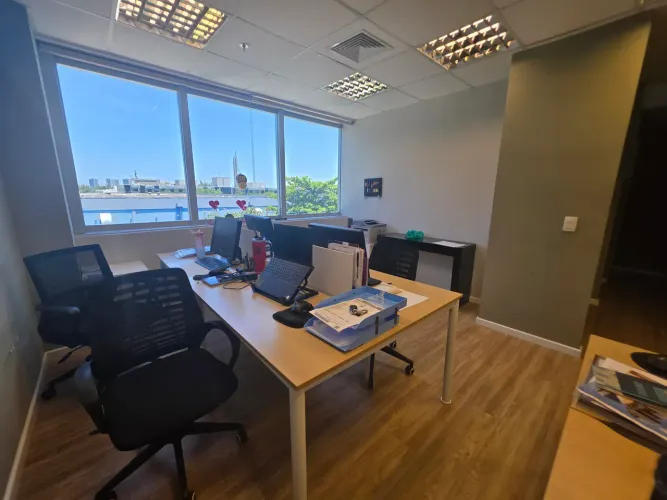 Escritório para aluguel com 60 metros quadrados em Barra da Tijuca - Rio de Janeiro - RJ