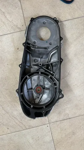 Tampa lateral esquerda motor com junta  Honda adv 