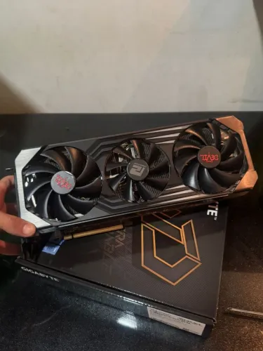 Placa de vídeo rx 6700 Xt red Devil