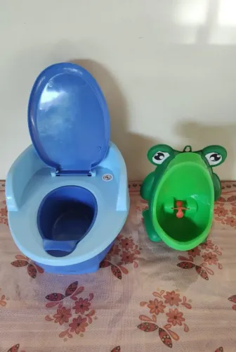 Troninho e pinico sapinho novo vendo (favor ler anuncio)